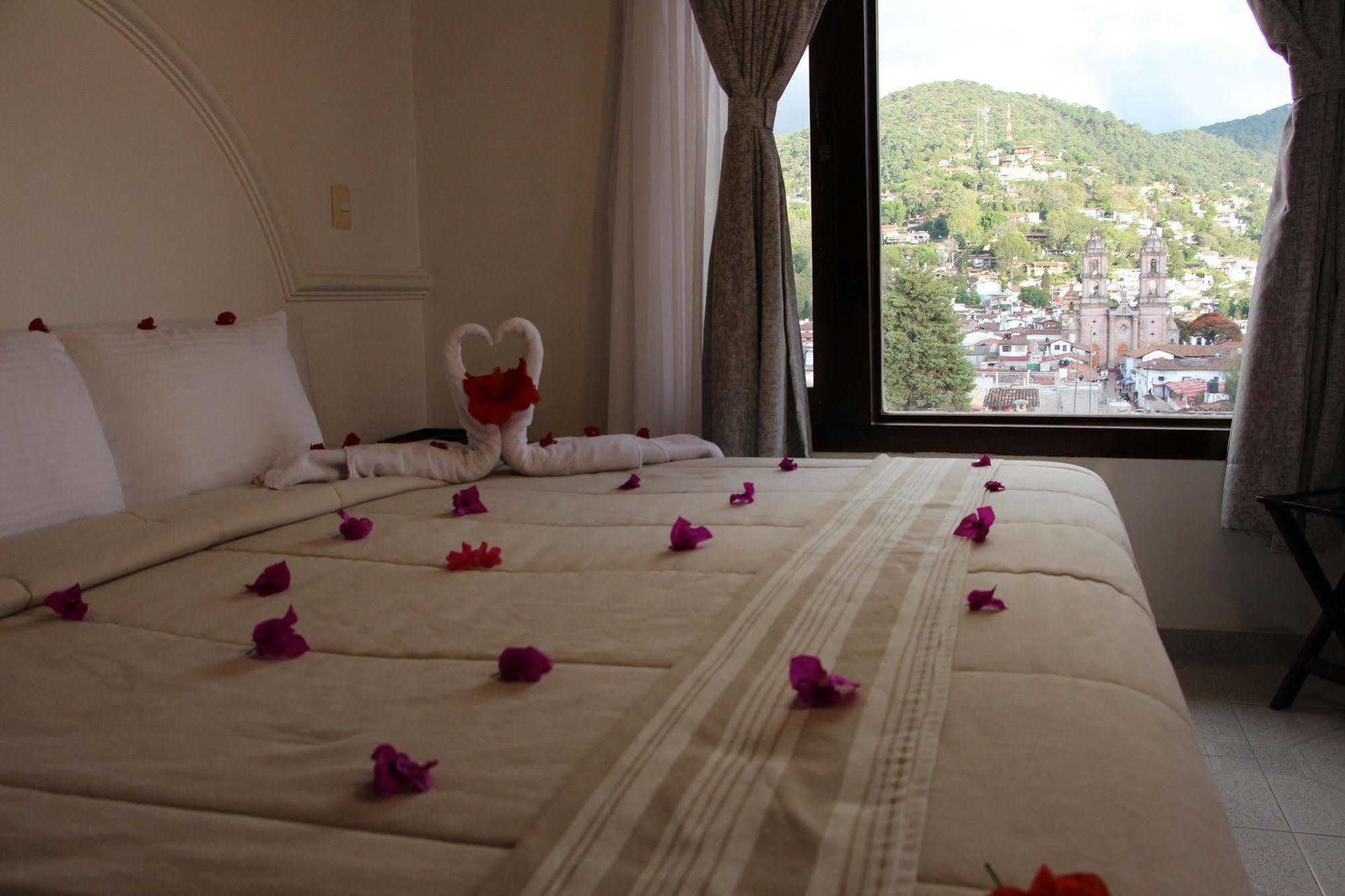 La Capilla Hotel Boutique Valle de Bravo Exterior photo